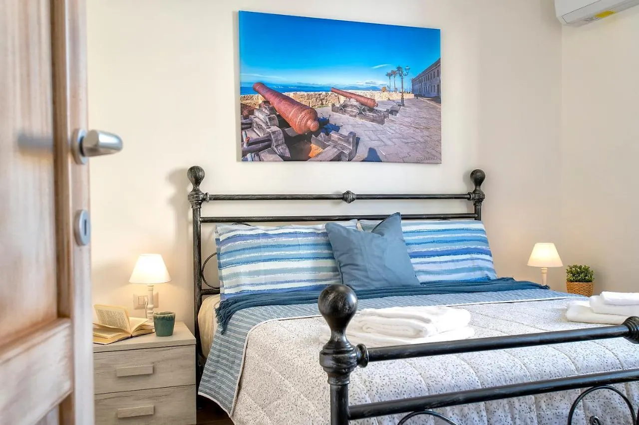 Pufferfish Apartment With Private Terrace 알게로
