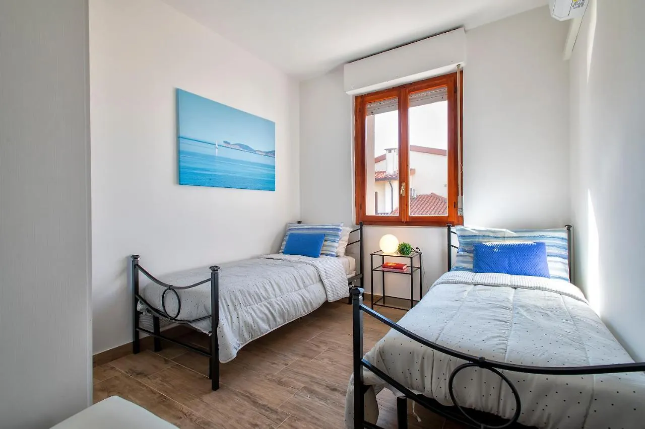 Pufferfish Apartment With Private Terrace 알게로